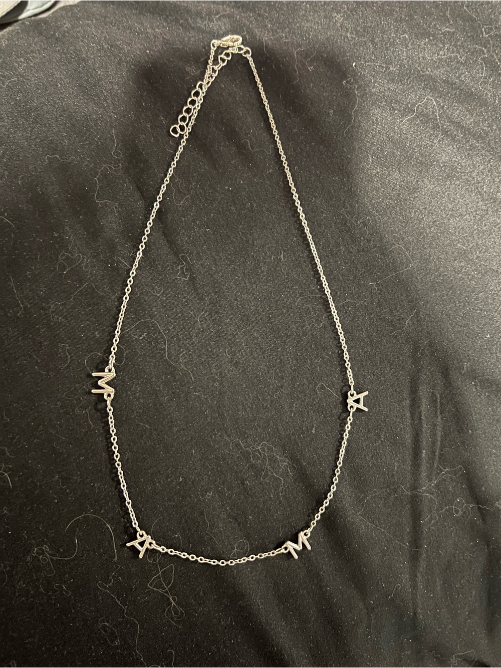 MAMA silver necklace